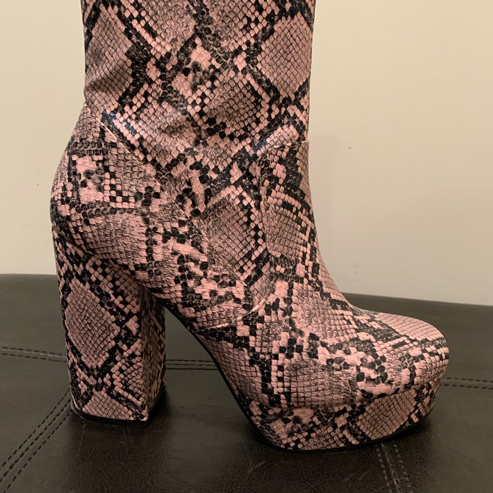Design Lab Lord & Taylor Pink Platform Heels